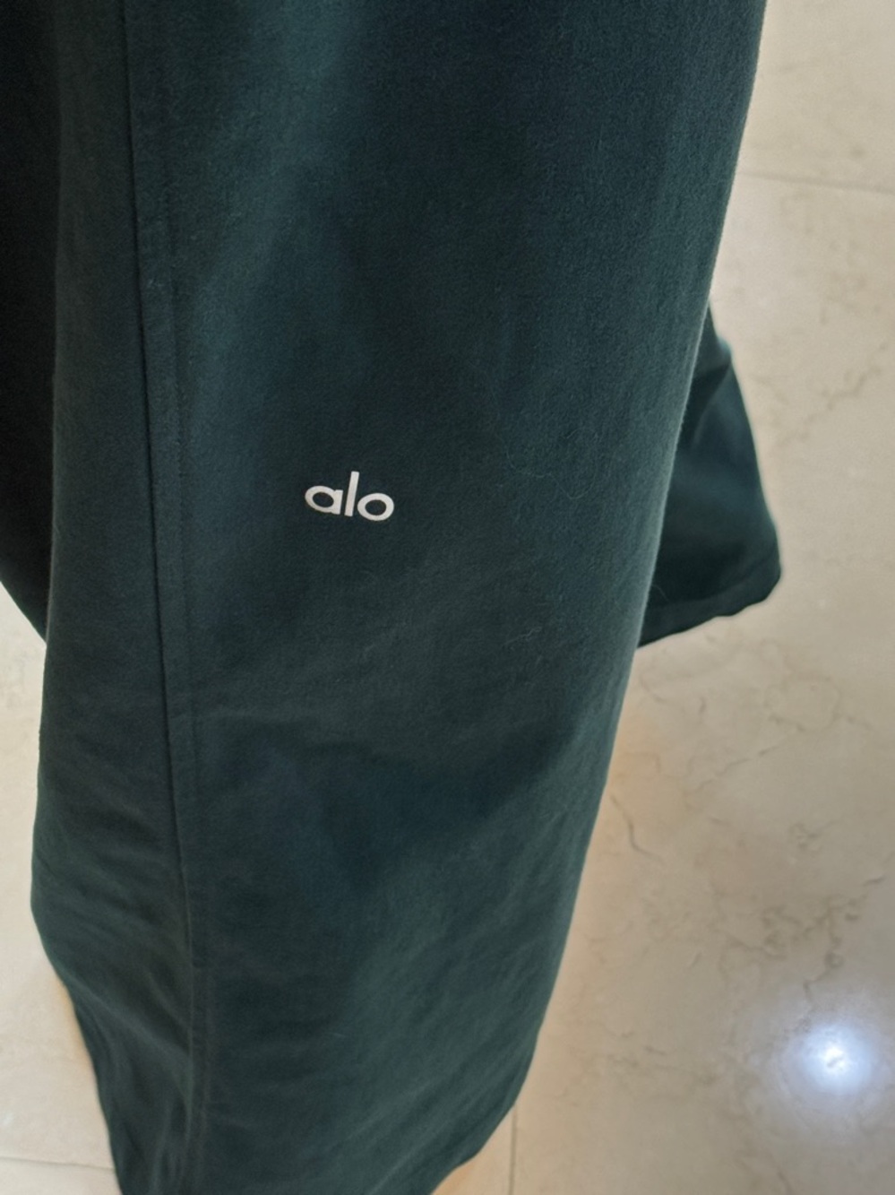 Alo Yoga Road Trip Trouser in Midnight Green. Size L - Picture 2 of 7